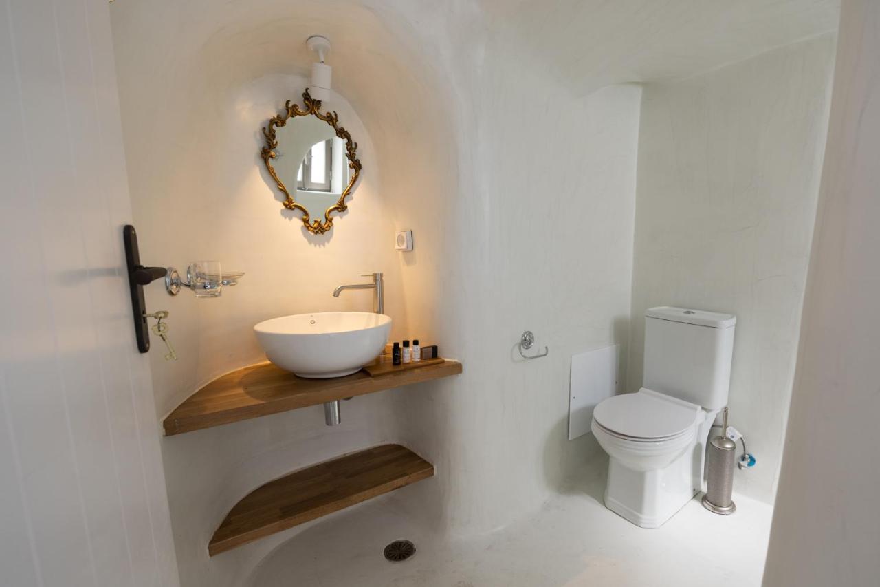 Astrea Suites "Ostria Cave Villa-Outdoor Jacuzzi" Oía Exteriér fotografie