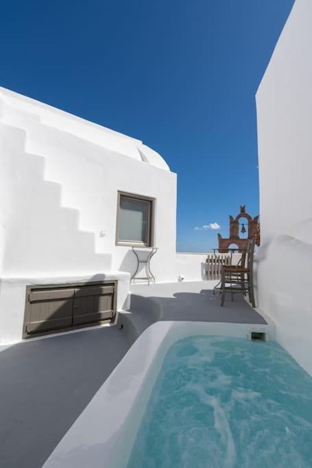 Astrea Suites "Ostria Cave Villa-Outdoor Jacuzzi" Oía Exteriér fotografie